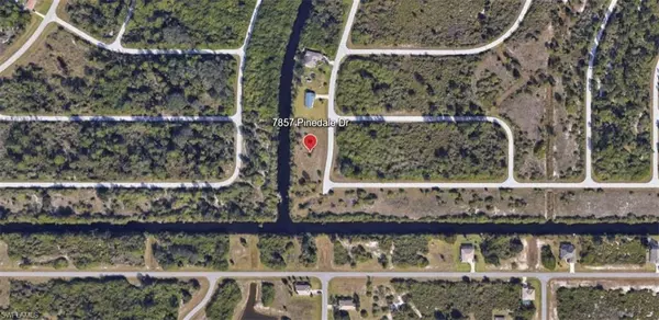 Port Charlotte, FL 33981,7857 Pinedale DR