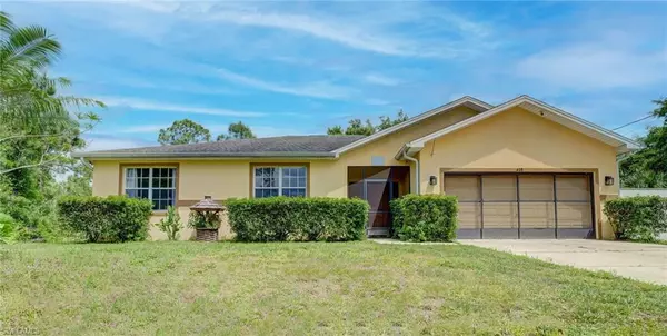 408 Hamilton AVE, Lehigh Acres, FL 33972