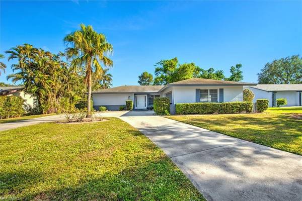 5661 Eichen CIR E, Fort Myers, FL 33919