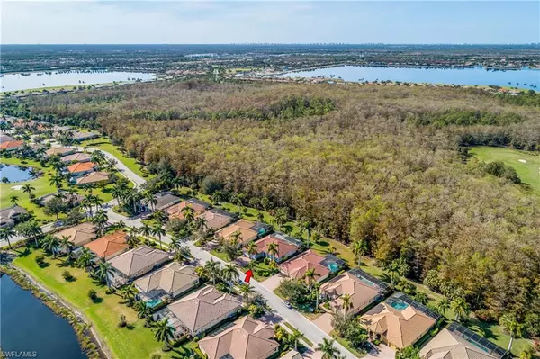 Naples, FL 34120,10039 Escambia Bay CT