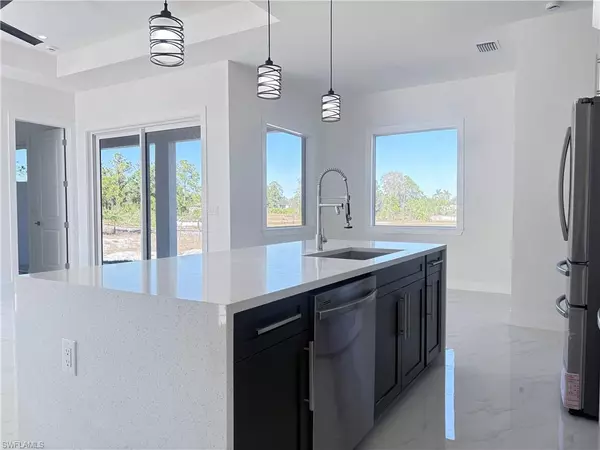 Lehigh Acres, FL 33974,423 Harshaw ST