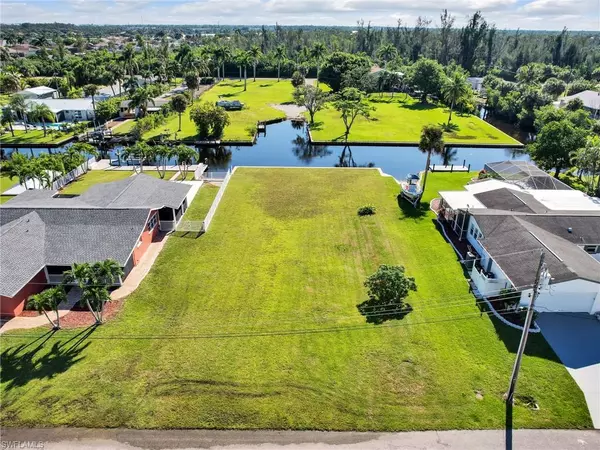 Fort Myers, FL 33908,6131 Island Park CT