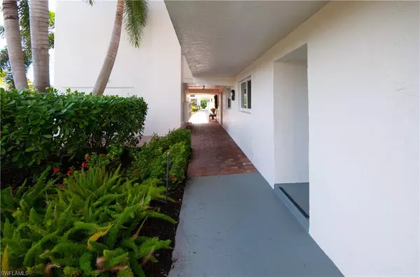 Naples, FL 34103,29 High Point CIR E #106