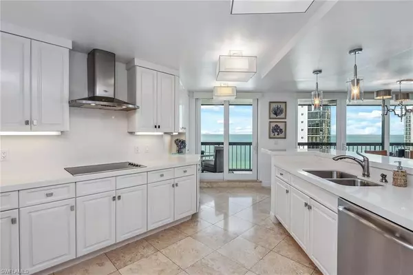 Naples, FL 34103,4551 Gulf Shore BLVD N #1701