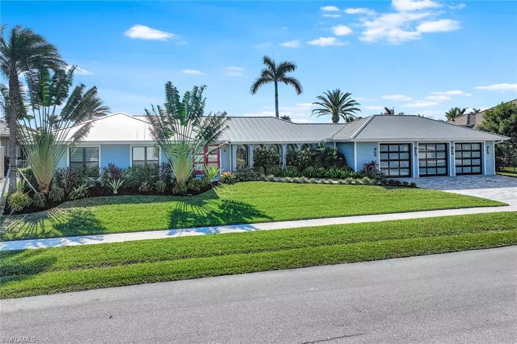 Marco Island, FL 34145,837 Elm CT