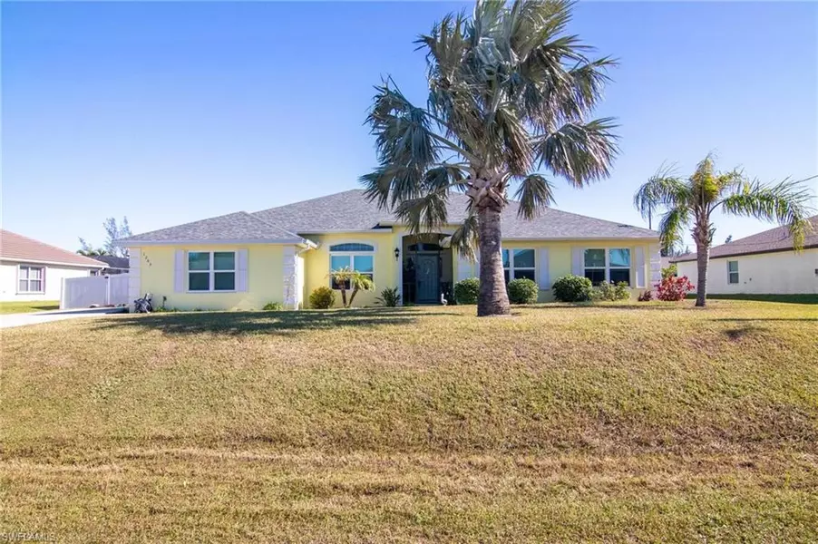 1203 NW 27th PL, Cape Coral, FL 33993