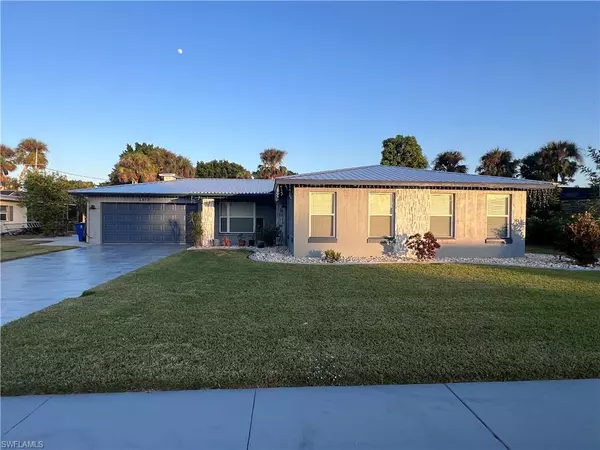 North Fort Myers, FL 33903,4818 Lema CT