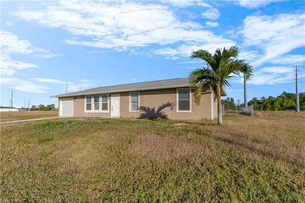 Cape Coral, FL 33909,931 NE 23rd TER