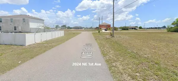 Cape Coral, FL 33909,2420 NE 1st AVE