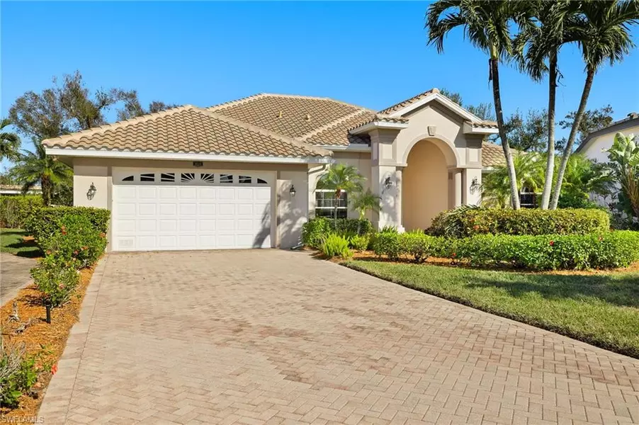 9504 Mariners Cove LN, Fort Myers, FL 33919