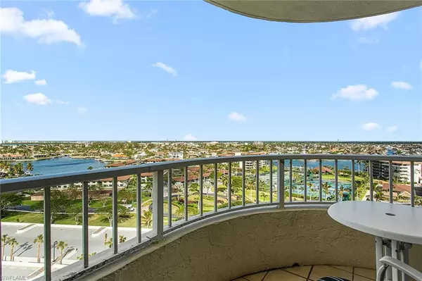 Marco Island, FL 34145,380 Seaview CT #1403