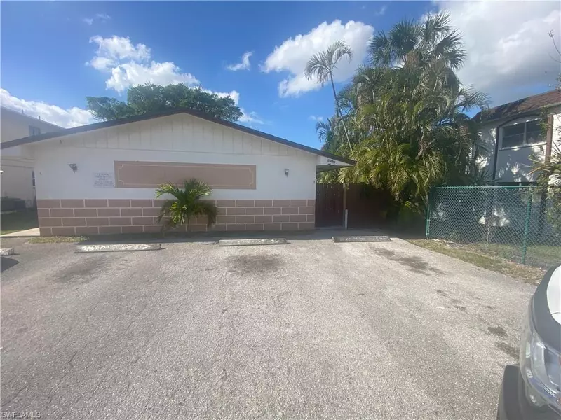 2920 Jackson ST, Fort Myers, FL 33901