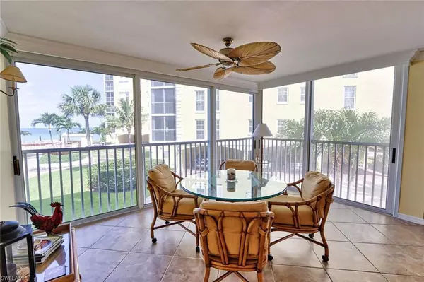 3483 Gulf Shore BLVD N #105, Naples, FL 34103