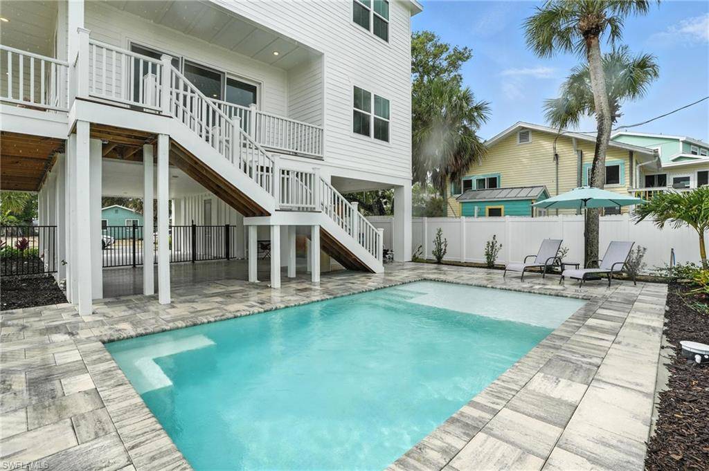 Fort Myers Beach, FL 33931,3190 Shell Mound BLVD