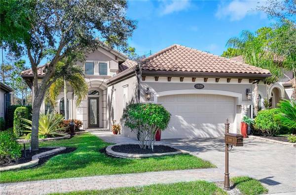 7379 Lantana CIR, Naples, FL 34119