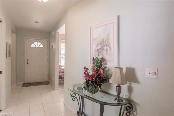 Naples, FL 34104,281 Gabriel CIR #2602