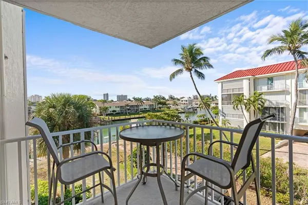 Marco Island, FL 34145,870 Collier CT #306