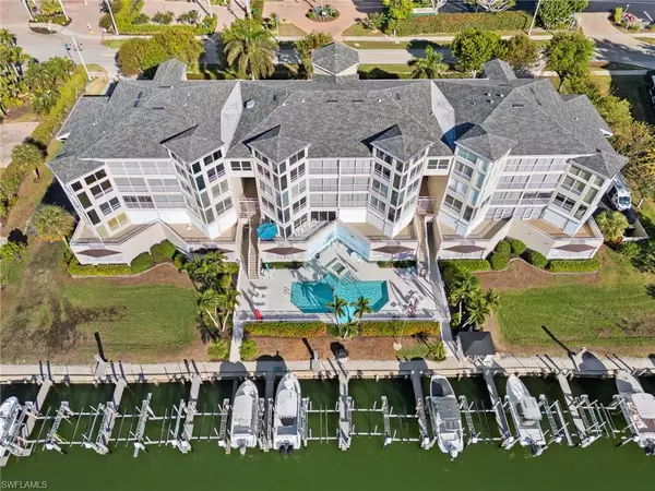 Marco Island, FL 34145,870 Collier CT #306