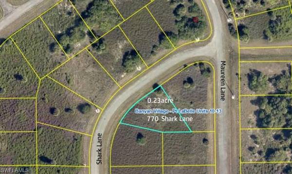 770 Shark LN, Labelle, FL 33935