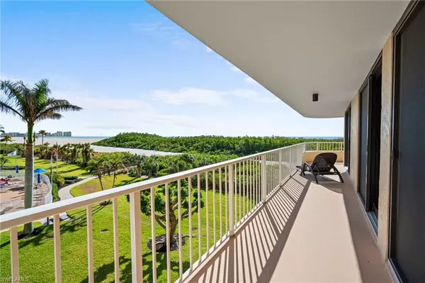 Marco Island, FL 34145,440 Seaview CT #311