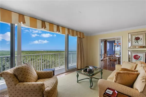 Naples, FL 34108,6361 Pelican Bay BLVD #801