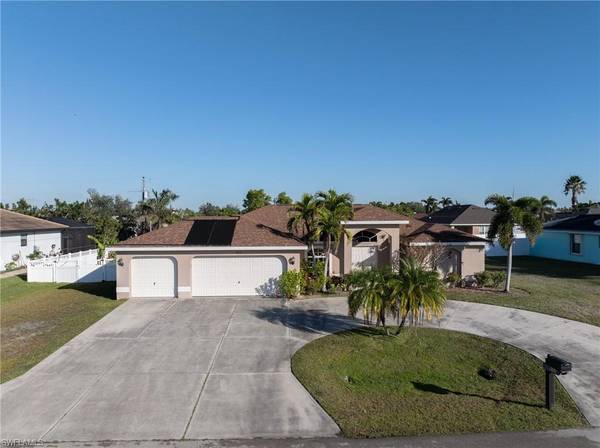 611 SE 19th ST, Cape Coral, FL 33990