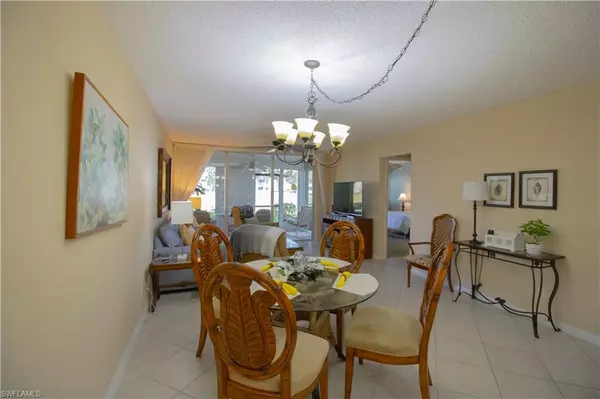 Naples, FL 34105,1085 Forest Lakes DR #8108