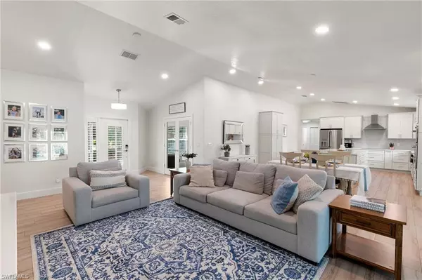 1020 19th ST SW, Naples, FL 34117