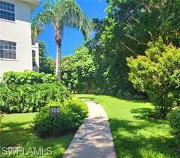 Naples, FL 34108,800 Breakaway LN #103