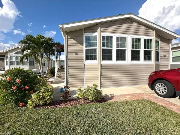 4550 Liberty LN E, Estero, FL 33928