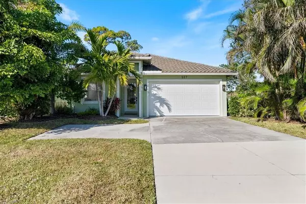 Naples, FL 34108,557 96th AVE N