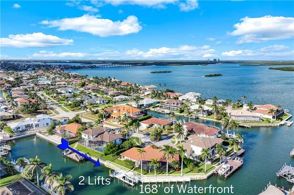 444 Balsam CT, Marco Island, FL 34145