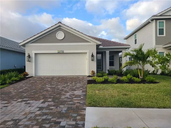 4596 Centaurus CIR, Naples, FL 34120