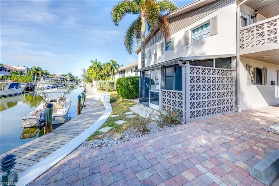 1686 Blue Point AVE #A1, Naples, FL 34102