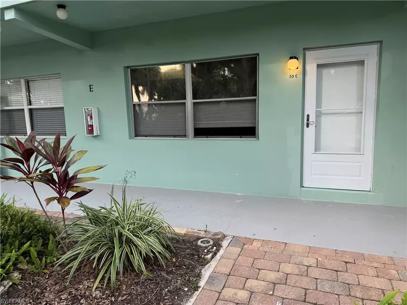 3225 E Riverside DR #54E, Fort Myers, FL 33916