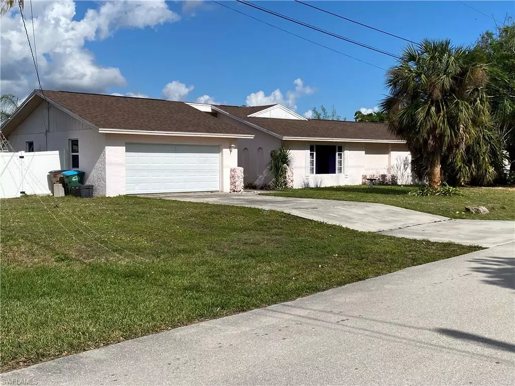 Cape Coral, FL 33990,1819 Se 13th Terrace