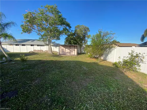 Cape Coral, FL 33990,1819 Se 13th Terrace