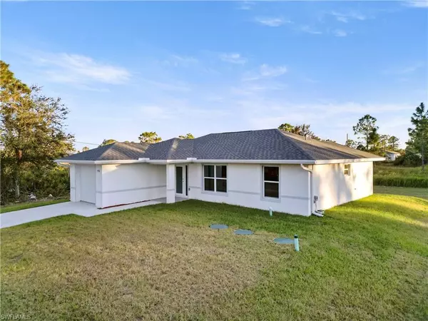 Lehigh Acres, FL 33974,732 Asher ST E