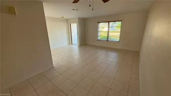 Cape Coral, FL 33914,2825 SW Santa Barbara PL #2825