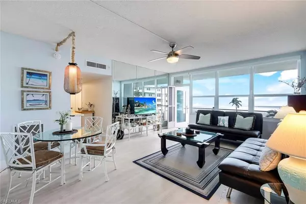 Marco Island, FL 34145,220 Seaview CT #502