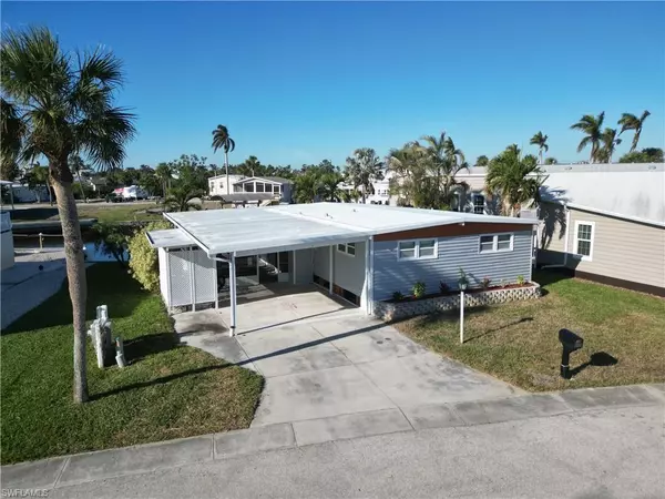 Fort Myers Beach, FL 33931,17690 Eglantine LN