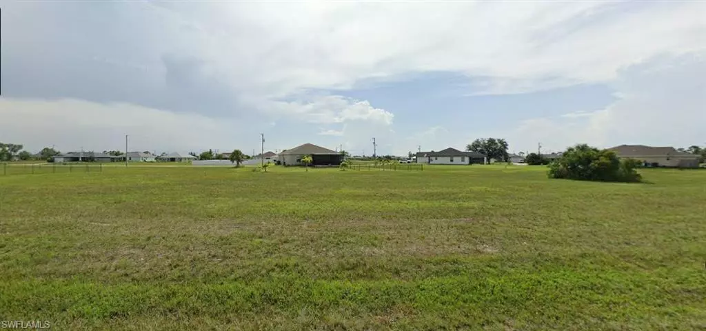 Cape Coral, FL 33909,4230 E Gator CIR