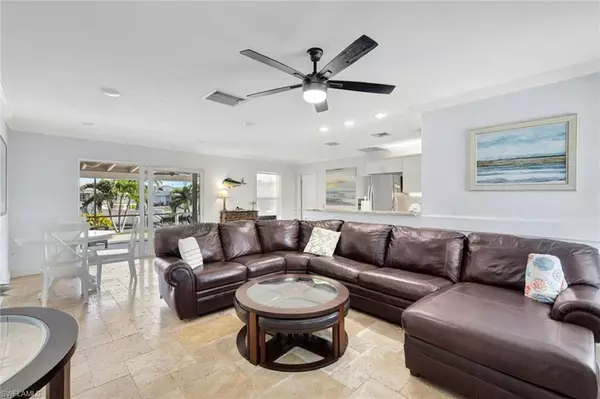 Marco Island, FL 34145,787 Apple CT