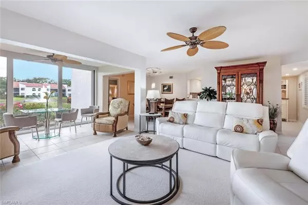 Naples, FL 34108,577 Beachwalk CIR #R104