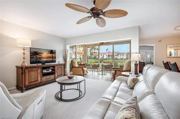 Naples, FL 34108,577 Beachwalk CIR #R104