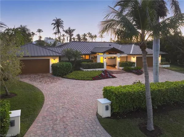 Naples, FL 34102,230 Champney Bay CT