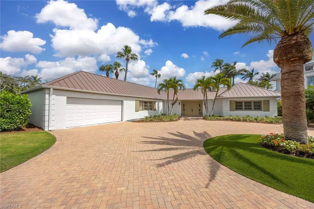 Naples, FL 34102,4455 Gordon DR