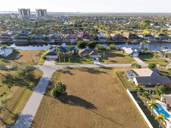 Cape Coral, FL 33914,5308 SW 17th PL