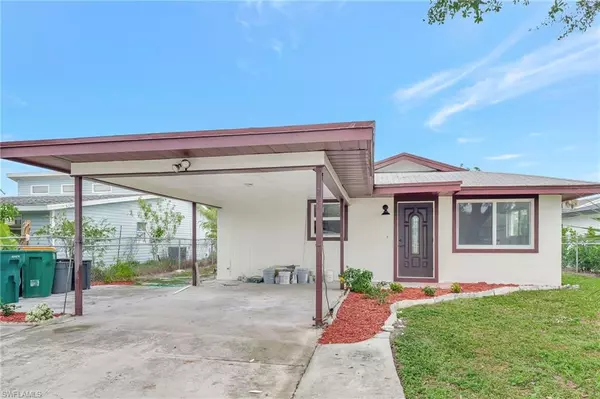 212 Benson ST, Naples, FL 34113