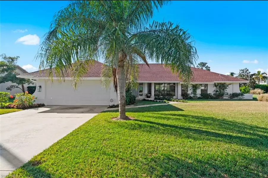 2255 Imperial Golf Course BLVD, Naples, FL 34110